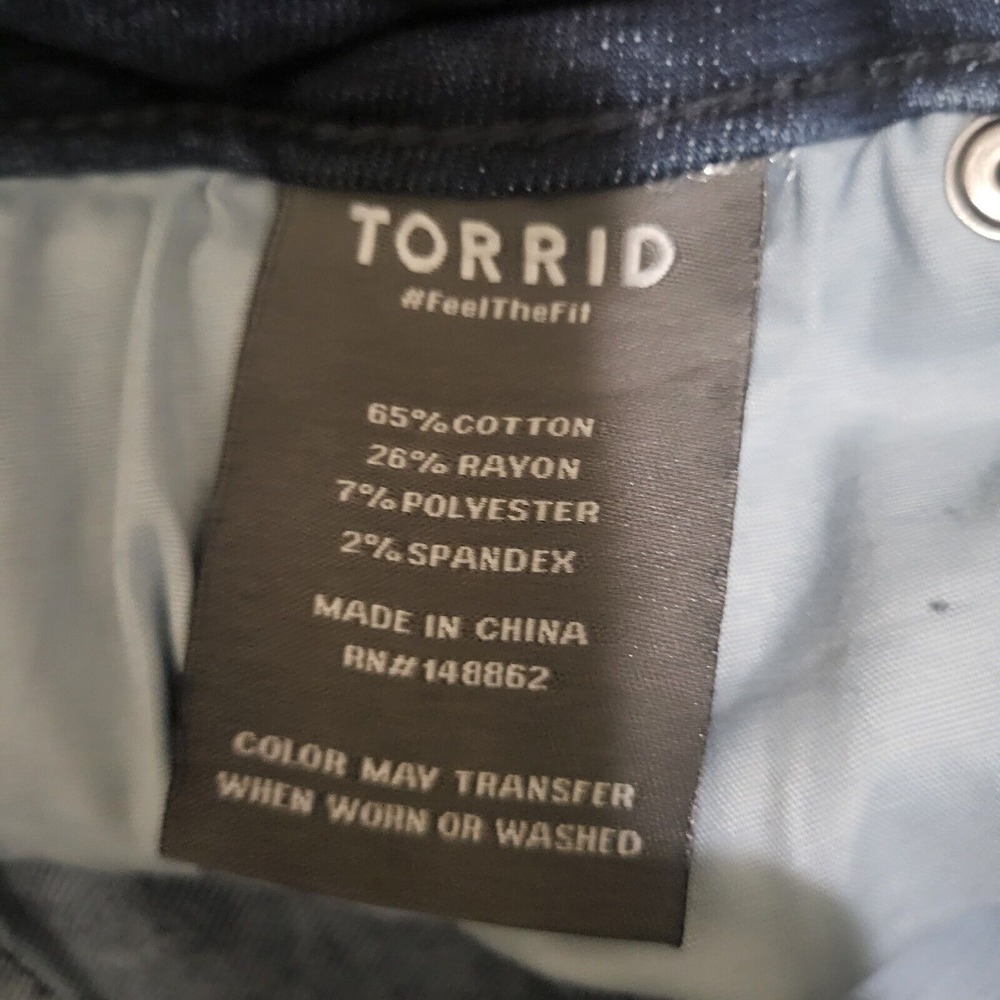 Torrid, Feel‎ The Fit Jeans, Straight  Leg, Women's Size 16R - Picture 3 of 5